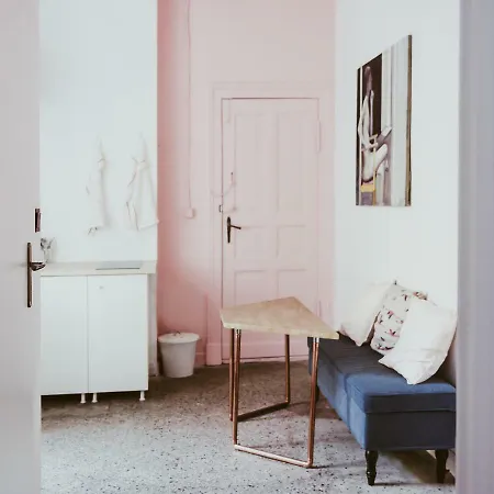Rozany Zakatek Loft